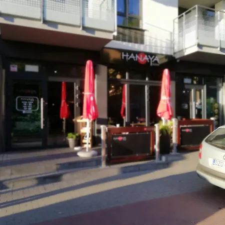 Daire Karmazynowy Nad Morzem *